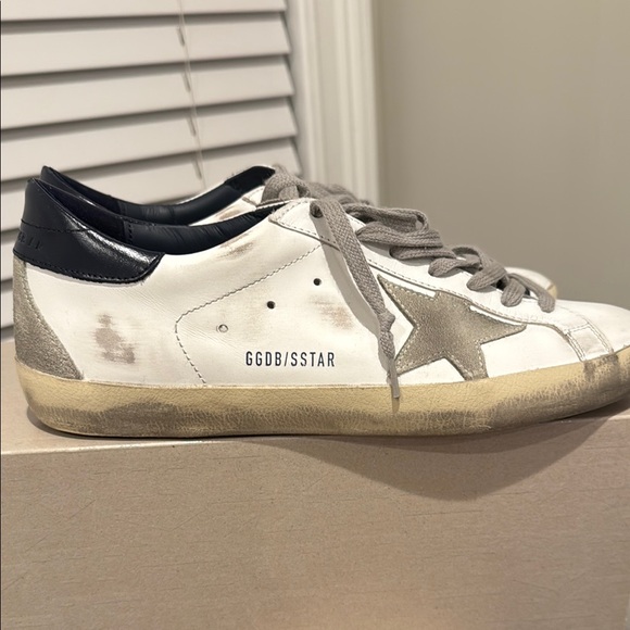 Golden Goose White and Black Sneakers with Gray Star Super-Star classic spur - Picture 1 of 9